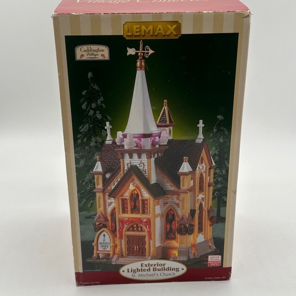 New Lemax Caddington Village Lighted Building St. Michael's Church Retired 55229 - Picture 1 of 6
